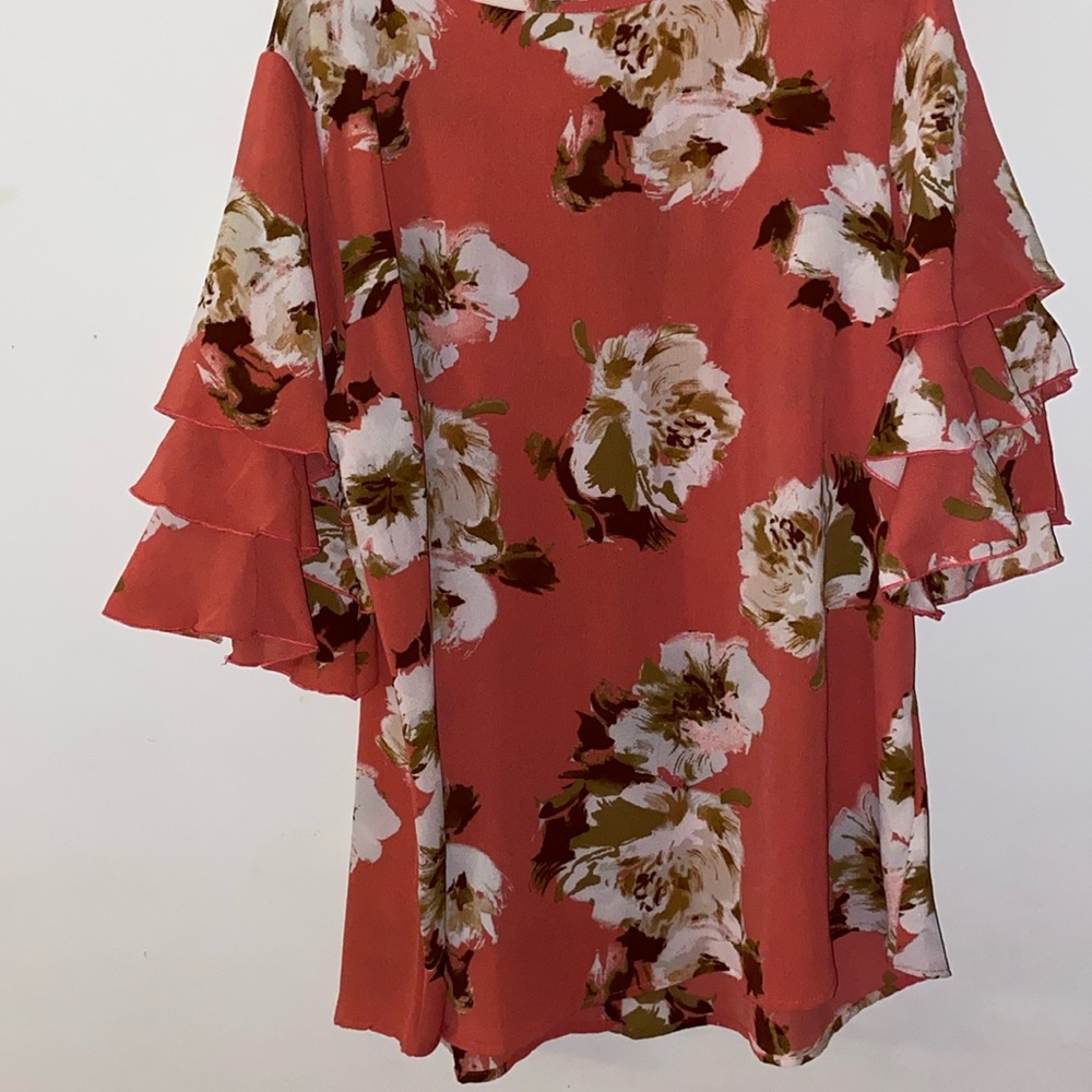 *Sweet Lindsey* 2X Ruffled Bell Sleeve Women’s Floral Print Blouse